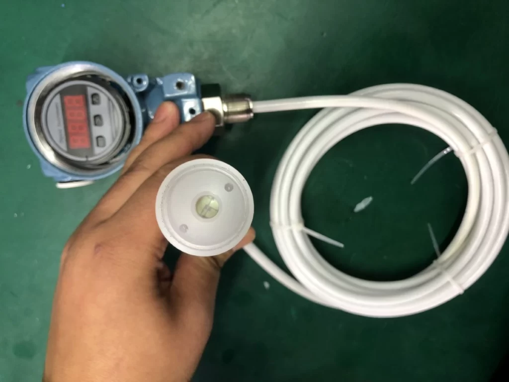Chemical Level Sensor with PTFE Probe 2