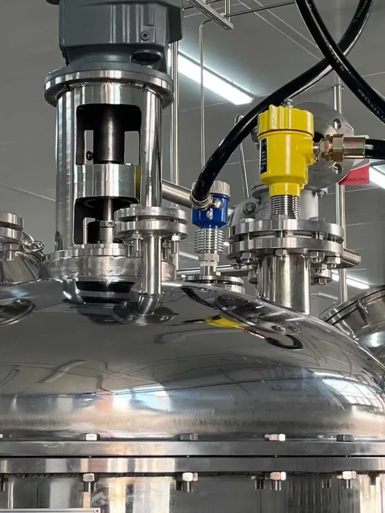 Different Solutions for Fluid Level Measurement