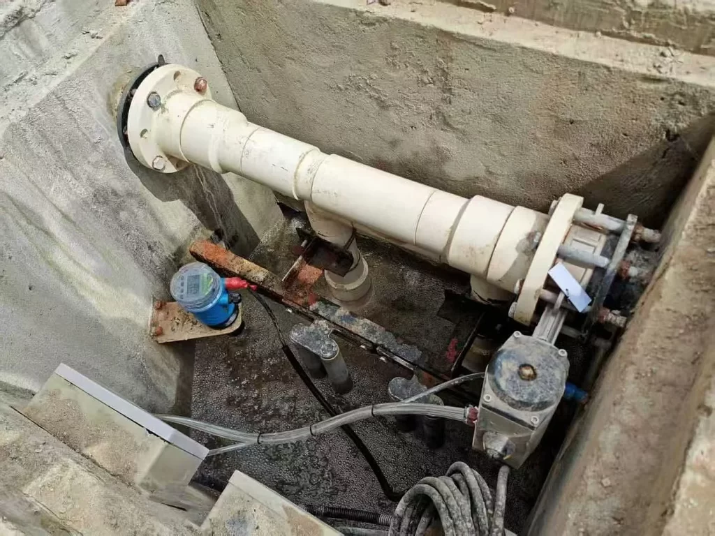Ultrasonic Level Transducer Installation Examples
