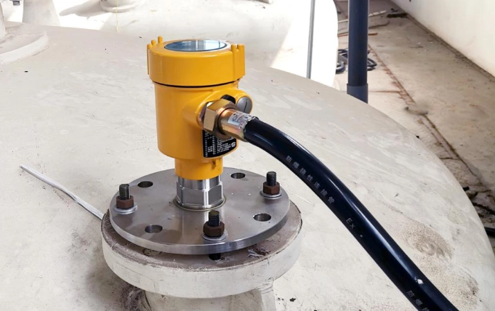 Radar Gauge for Level Measurement