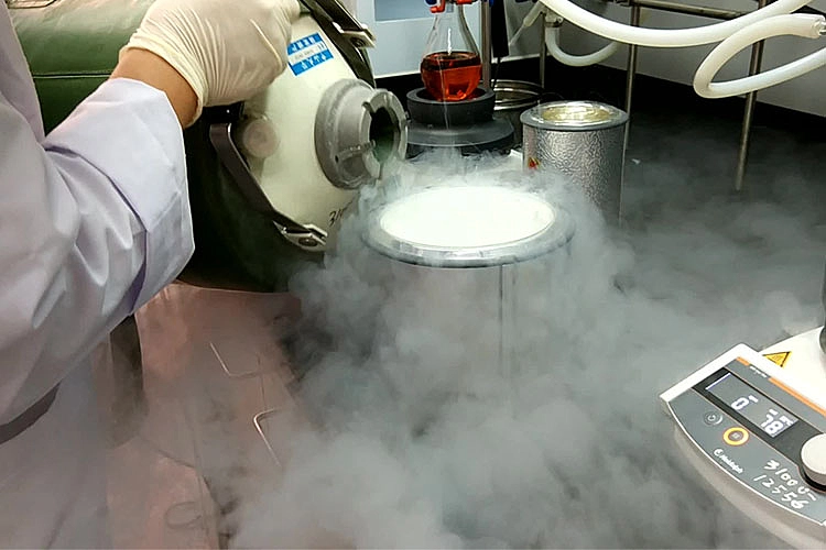 Liquid Nitrogen Cryogenic Tank Level Monitoring