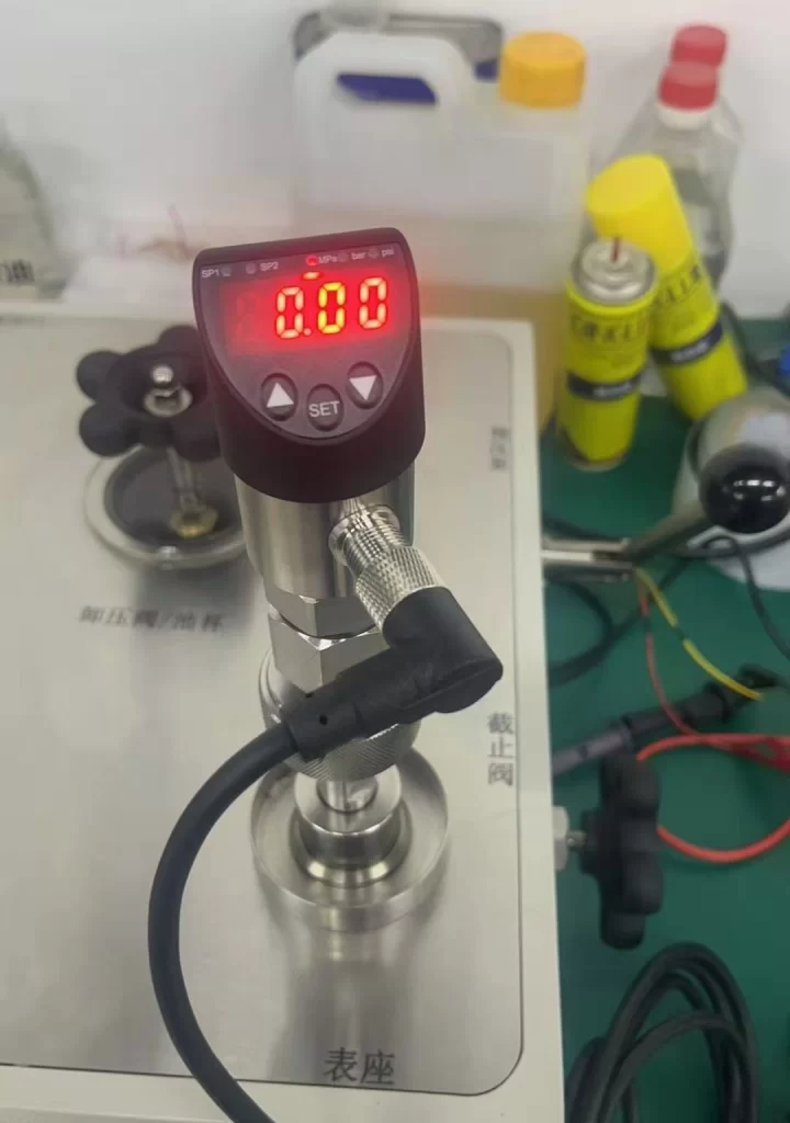 Digital Water Pressure Switch