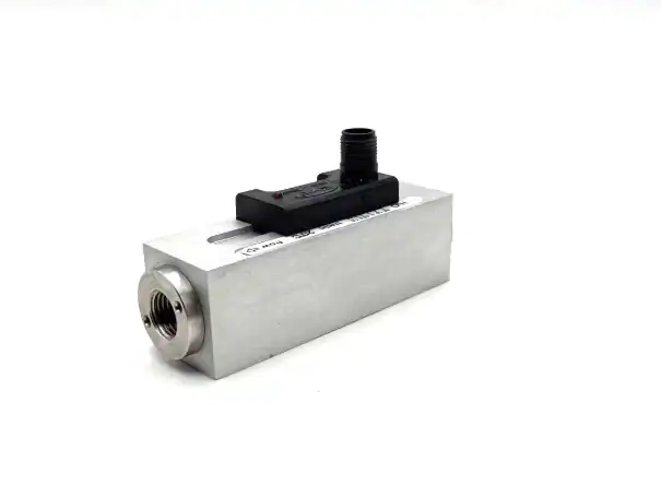 SI-210 Series Piston Flow Switch