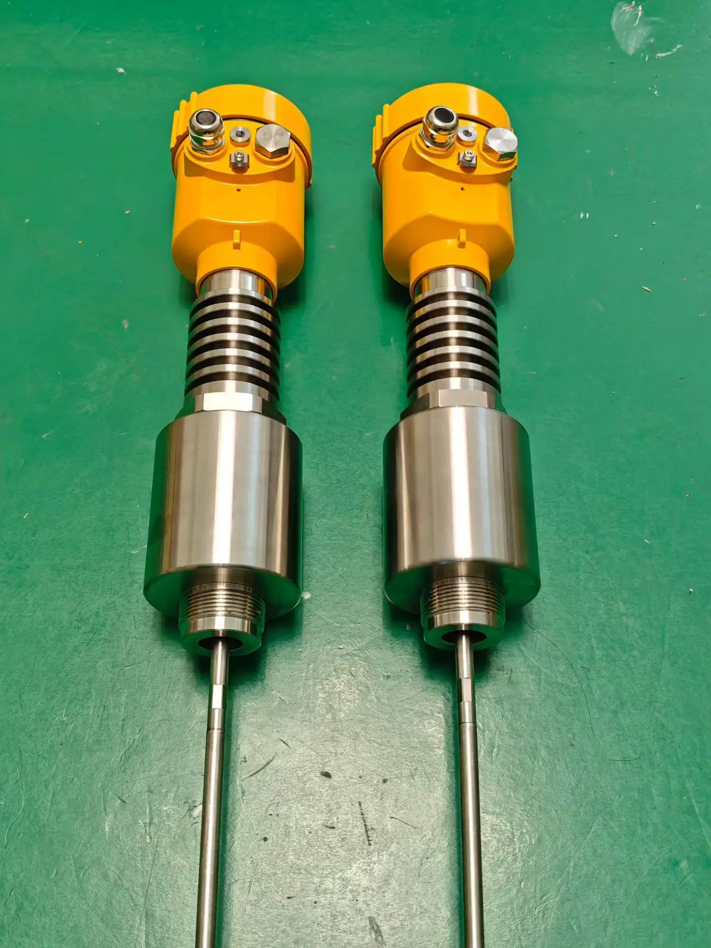 High-Temperature Guided Wave Radar Level Transmitter